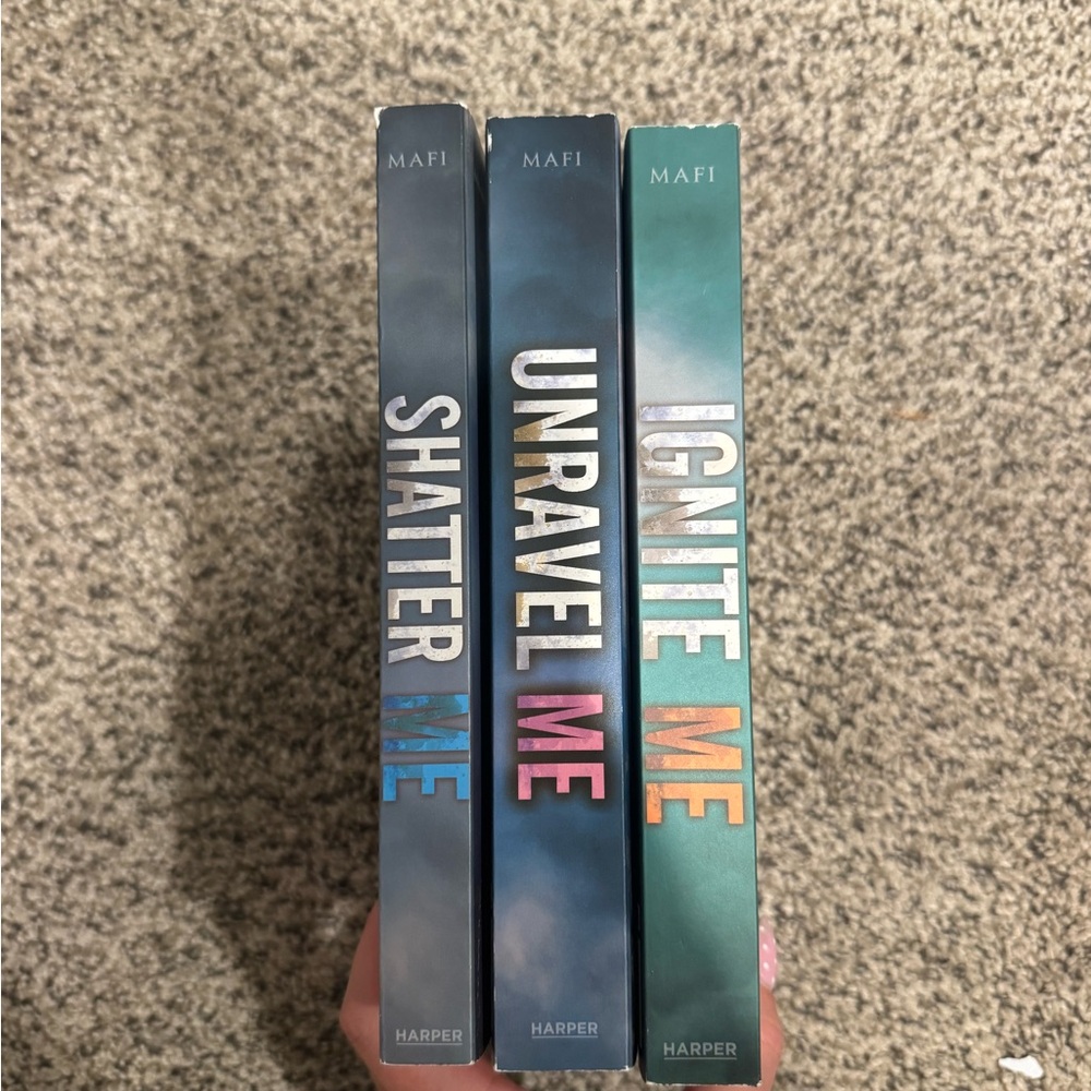 Tahereh Mafi Book Trilogy Set - Shatter Me, Unravel Me, Ignite Me